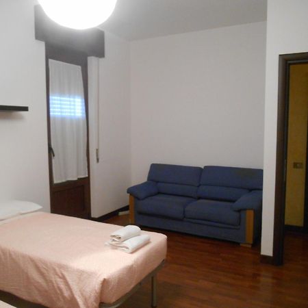 Niguarda Alfred House Apartment Bresso Exterior foto